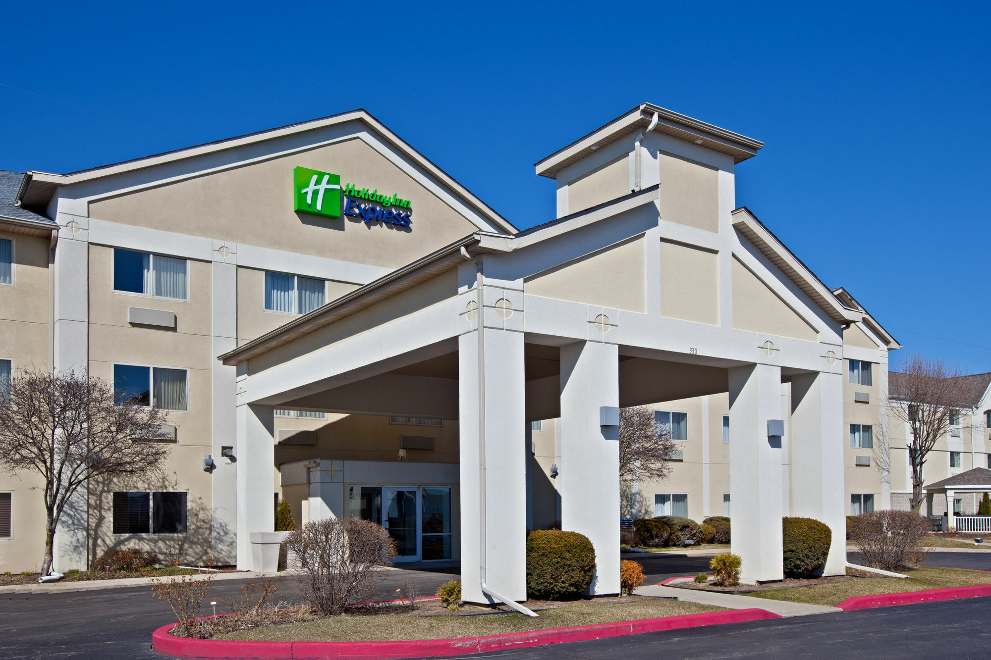 La Quinta Inn And Suites By Wyndham Elkhart Exterior photo